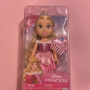 Disney Princess‎ Aurora Petite 6" Doll Tiara Comb Sparkle Dress Pink Toy Kids 3+